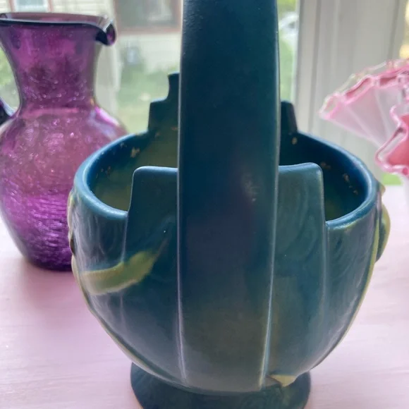Rare Blue Roseville Pottery Basket - Picture 3 of 10